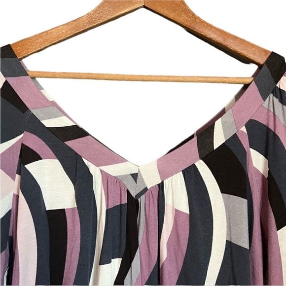 3 for $30! American rag patterned top - Picture 2 of 9